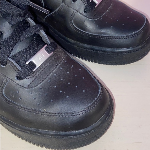 Nike Air Force 1 - Picture 4 of 4